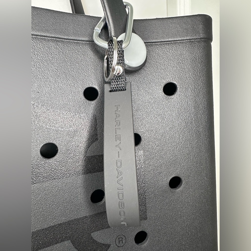 Harley-Davidson Black Perforated Tote with Logo - Picture 5 of 9